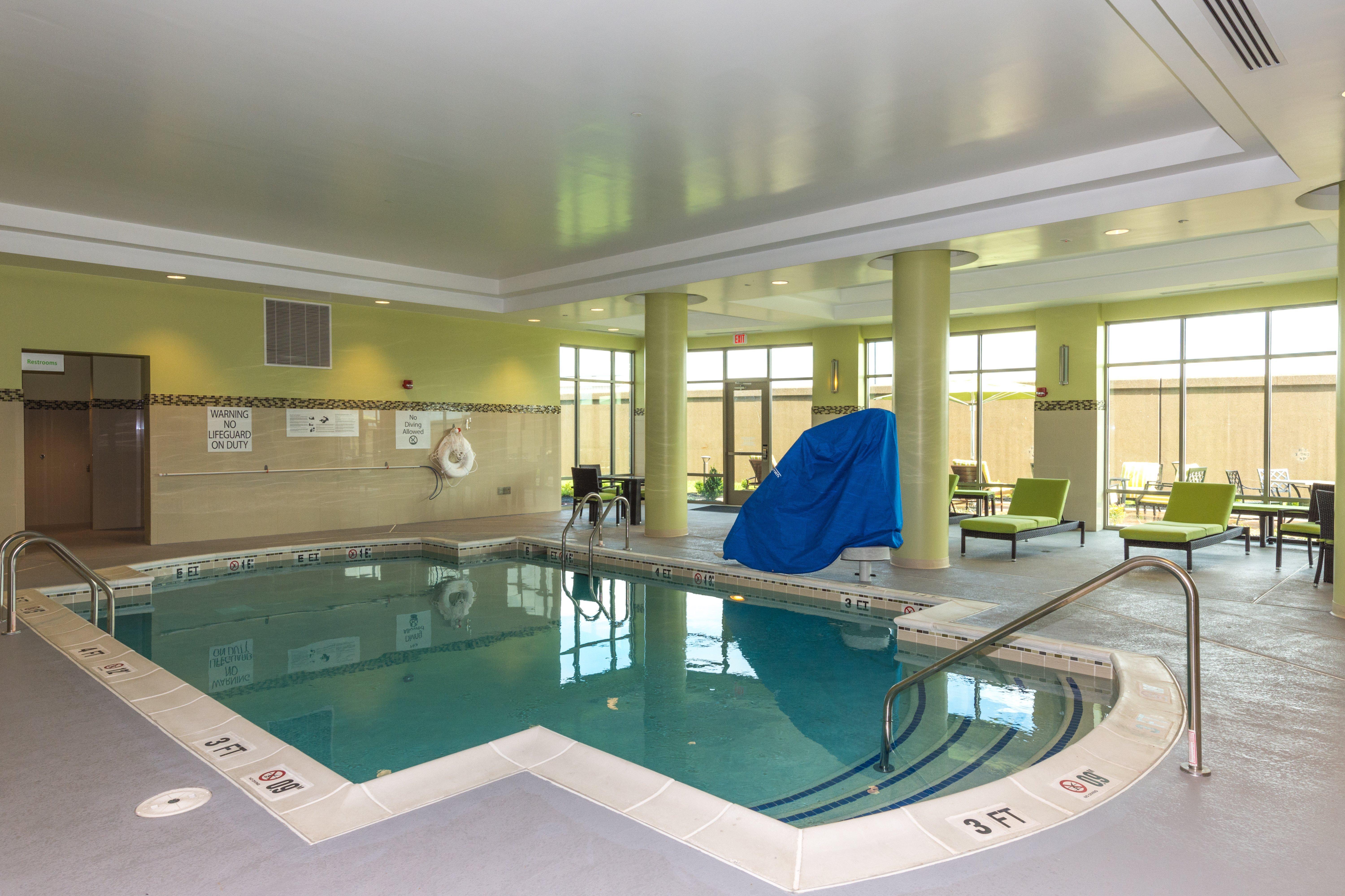 Holiday Inn Lexington - Hamburg By Ihg Eksteriør billede